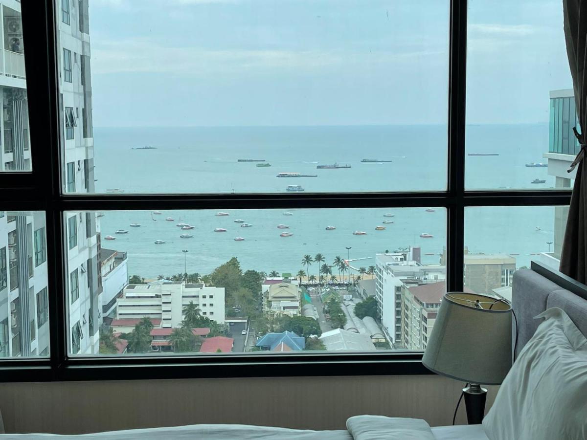 The Base Pattaya Aparthotel Kültér fotó